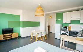 Escale-Marne Fr - 201 - Free Parking - Free Luggage Storage - All Equipped - Linen Included - Washing Machine - Luxury Emma Mattress 160X200 - 10Mn Walk Metro 8 - Rer A - Panoramic View - From 1 To 6 Guests
